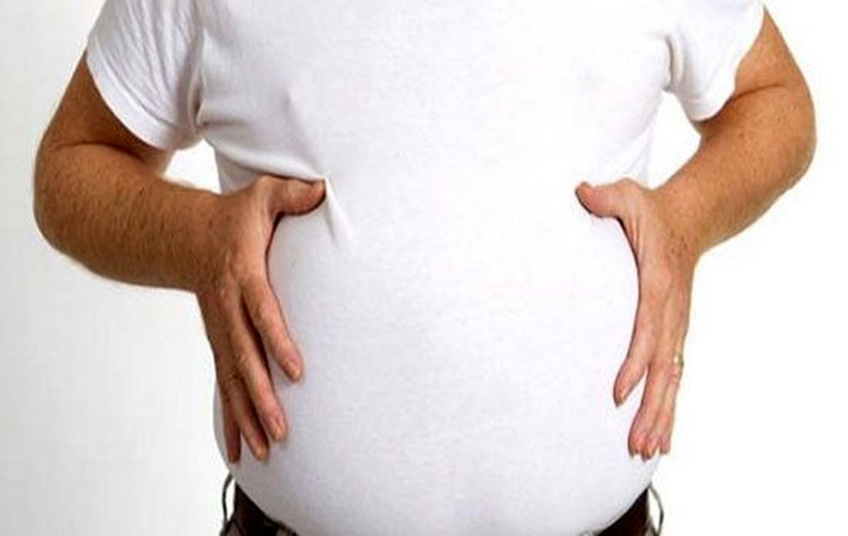 آب خوردن در این موقع باعث نفخ شدید میشود!