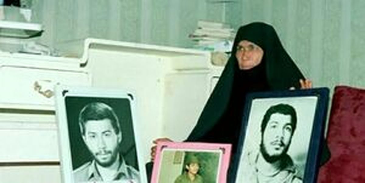 آشنایی با شیرزنی که تکههای پیکر فرزند شهیدش را جمع کرد+ تصاویر