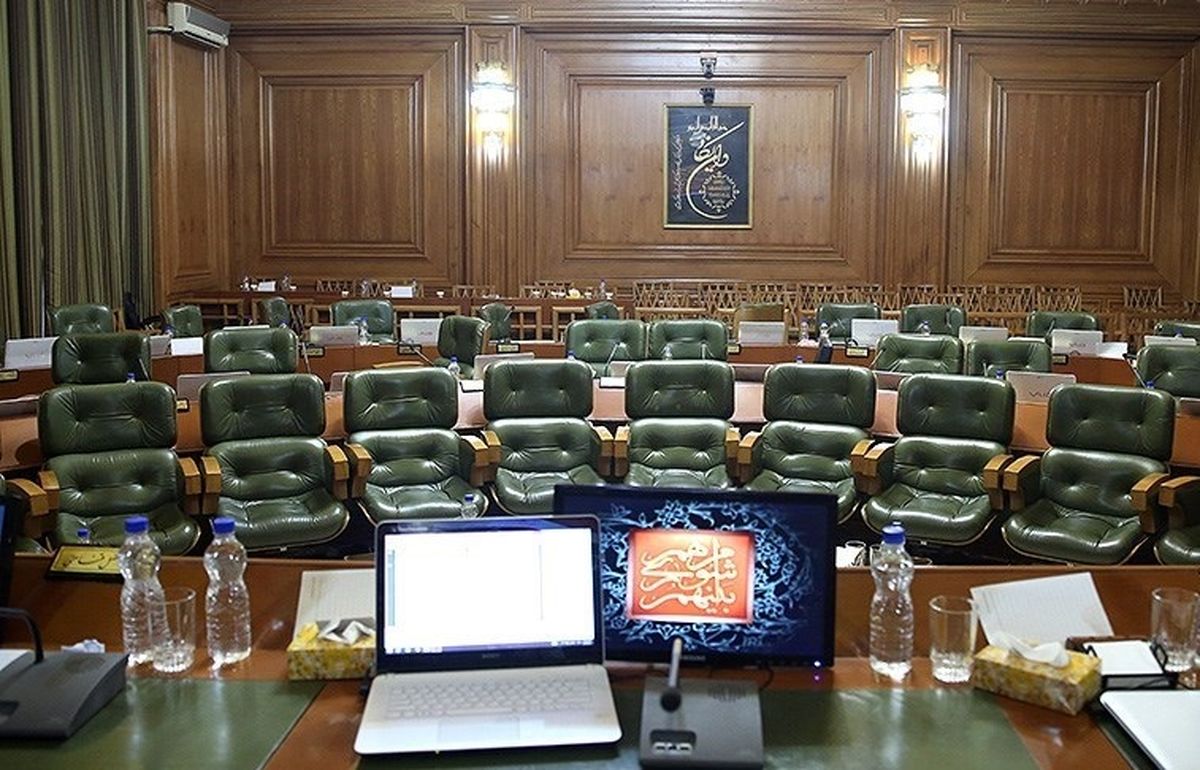 حاشیههای شصتودومین جلسه شورای شهر تهران از سرقت هوشمند سازههای شهری تا ساخت و ساز در جوار باغ گیاه شناسی