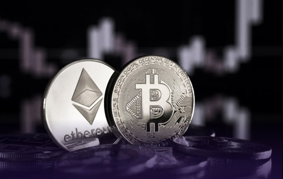 قیمت بیت کوین و اتریوم امروز سه‌شنبه ۱۷ بهمن ۱۴۰۲