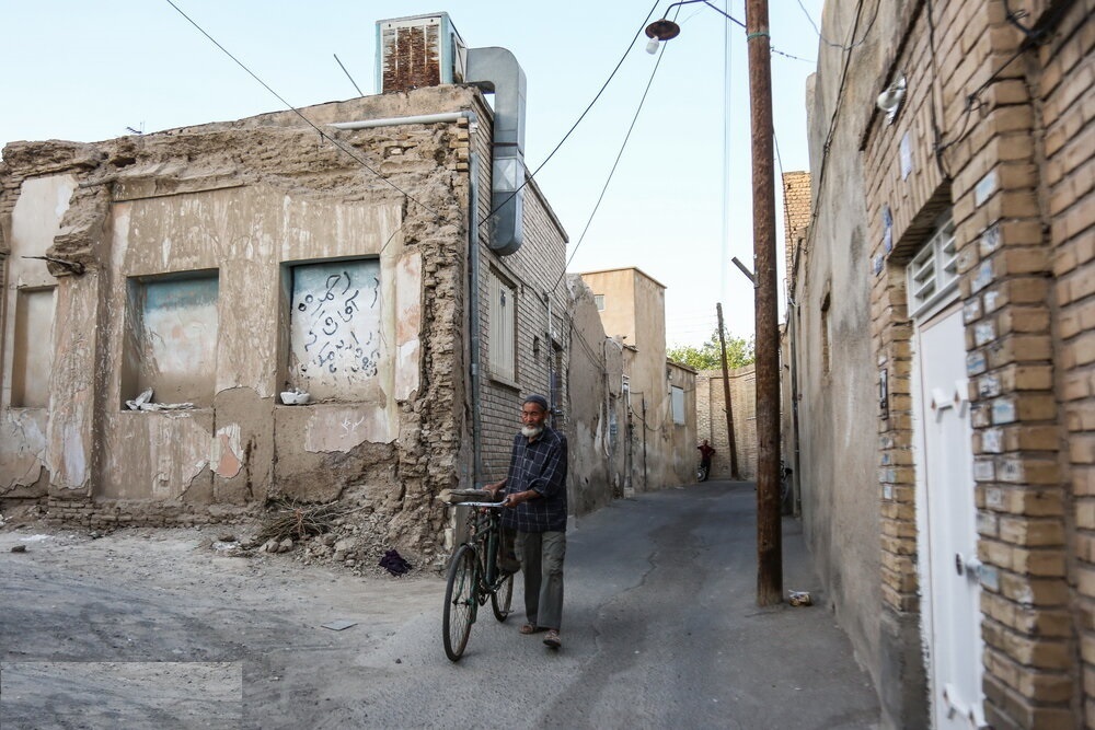 سال طلایی برای بافت فرسوده تهران با صدور ۴ هزار پروانه ساختمانی سال طلایی برای بافت فرسوده تهران با صدور ۴ هزار پروانه ساختمانی