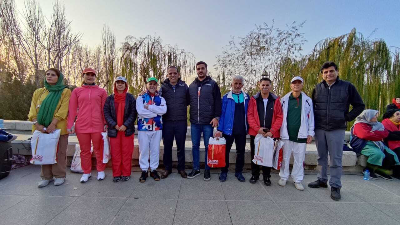 ورزش صبحگاهی با طعم و رنگ یلدایی