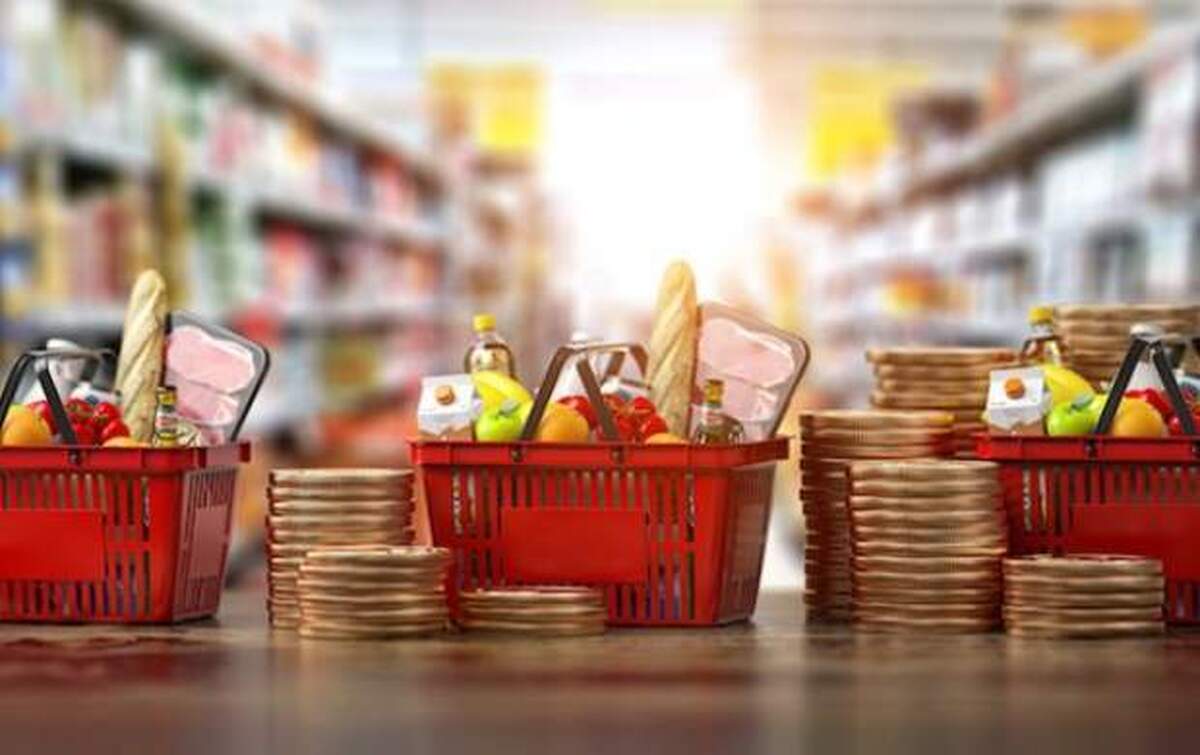 قیمت کالا در فروشگاههای انگلیس رکورد ۱۸ ماه اخیر را زد
