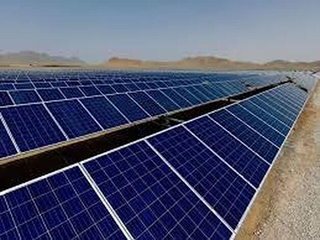 شناسایی هزار نقطه برای نصب پنل خورشیدی؛ دانشگاه‌ها منبع تولید برق پاک می‌شوند