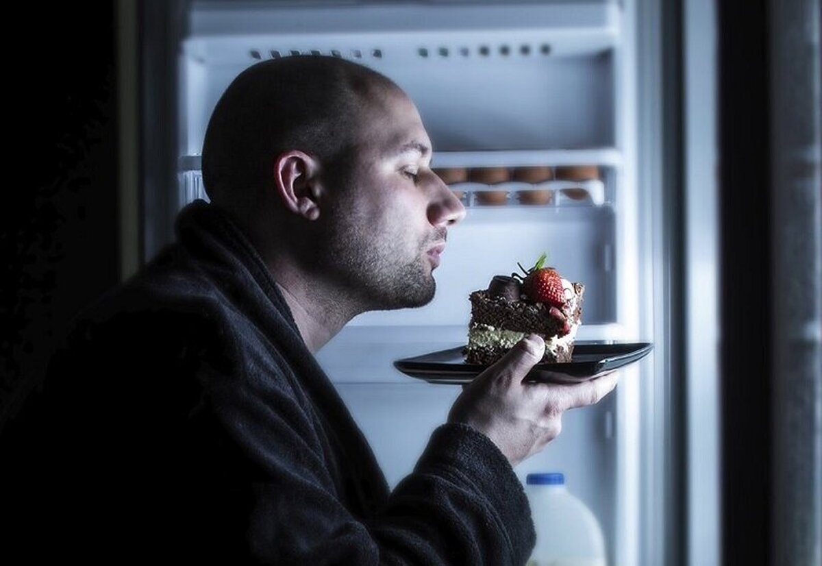 خطرات دیر غذا خوردن که نمی‌دانستید چکار کنیم دیر غذا نخوریم؟